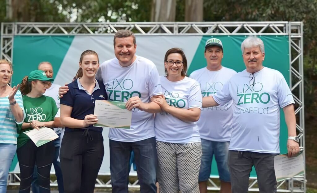 Cetric participa da Caminhada Lixo Zero em Chapecó Cetric